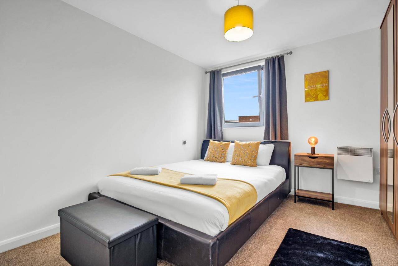 Stylish 4Th Floor 2 Bedroom En Suite City Centre Apartment With Parking By Azura Nights Birmingham Luaran gambar